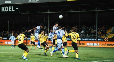 Verdedigers koppen FCE naar een punt in Venlo
